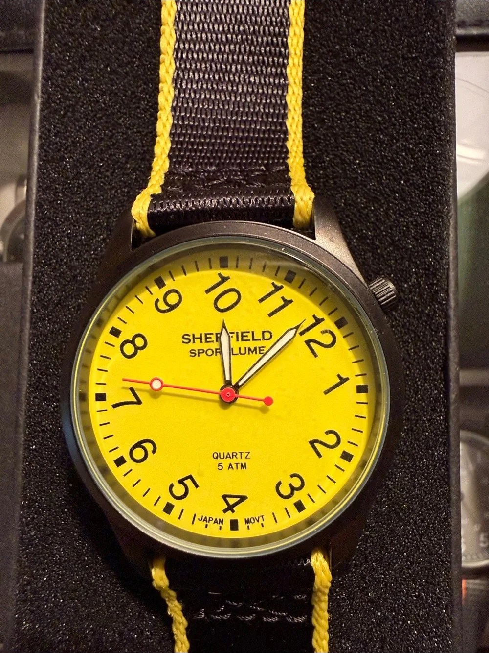 Sheffield QL1 Men's Yellow Driving Watch